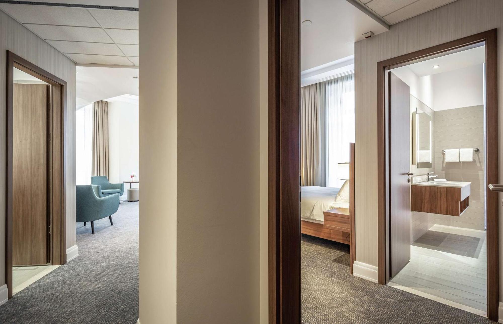 Hilton Garden Old Town 4* Bucureşti