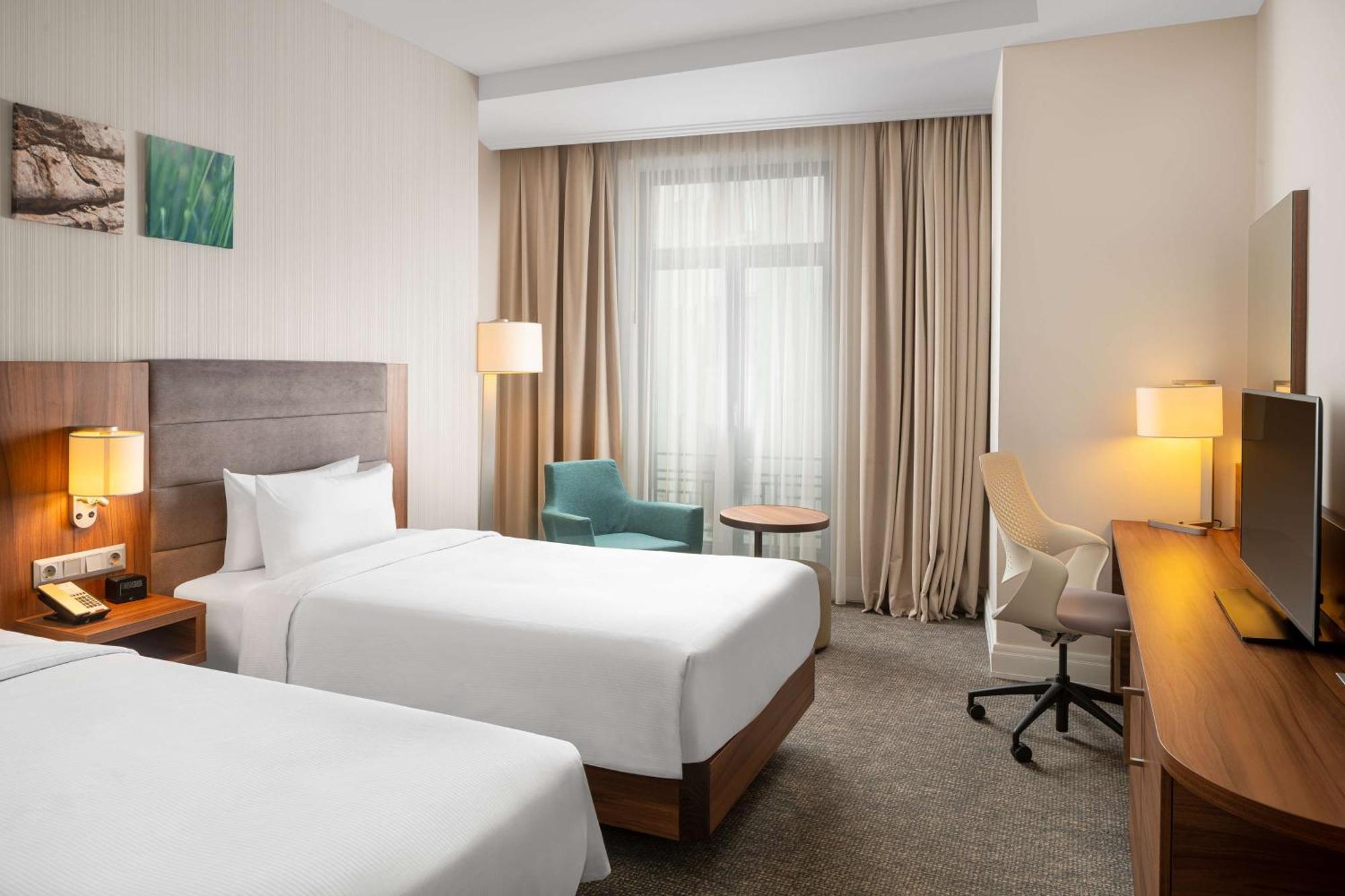 Hotel Hilton Garden Old Town 4*